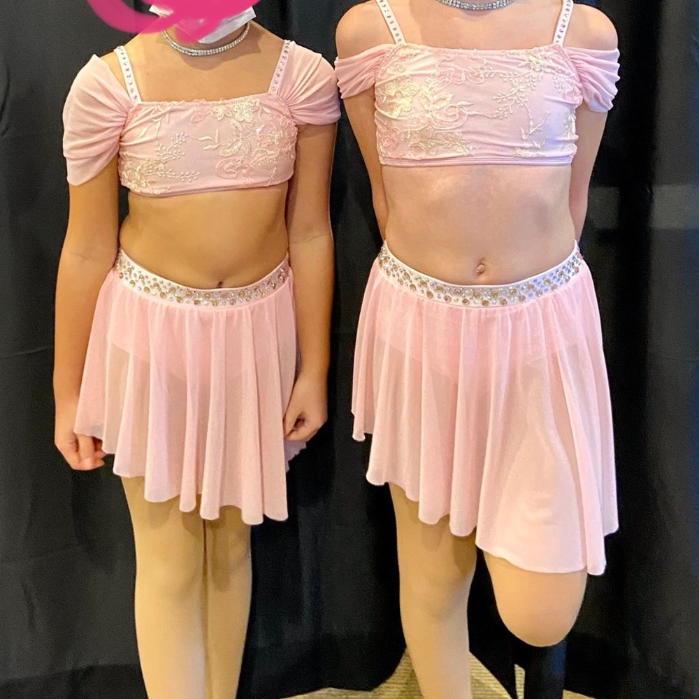 Glamour Costumes - pink lyrical